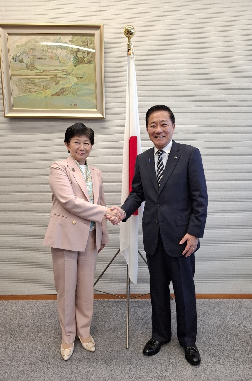 内閣総理大臣補佐官として中満国連事務次長兼軍縮担当上級代表と意見交換 - 長島昭久|自民党・衆議院議員(東京30区:府中市・多摩市・稲城市)