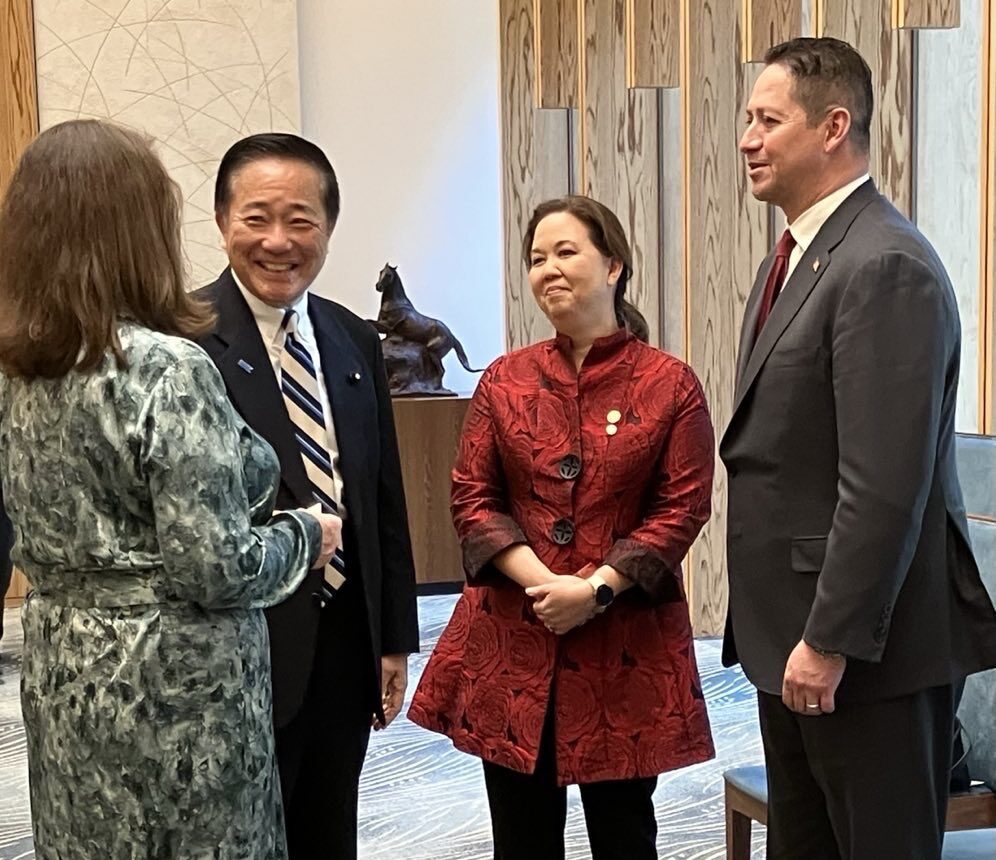 GopF3vzWUAALHZq 議員案の皆さまと懇談