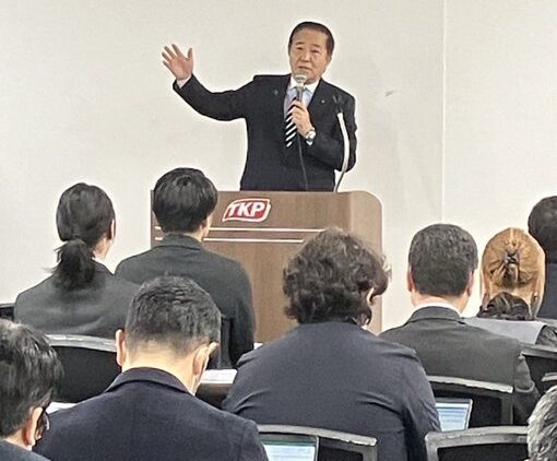 Gpa6PepaUAAPnXl 公共経営研究センターにて講演
