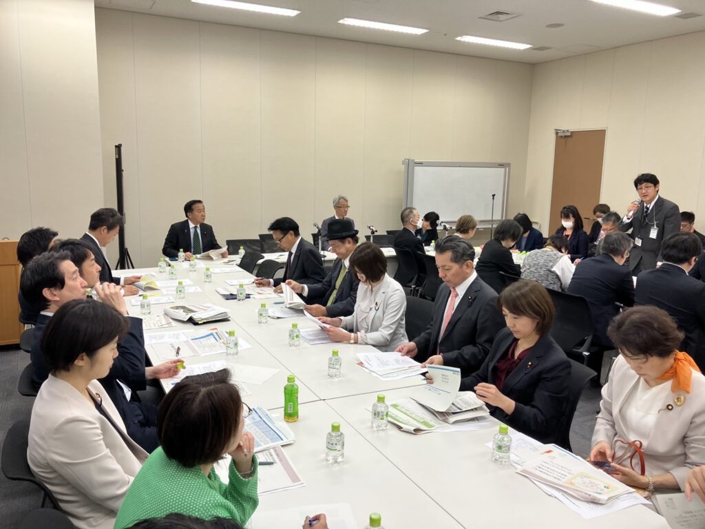 signal-2025-04-22-171217_002 こどもの貧困対策推進議員連盟総会