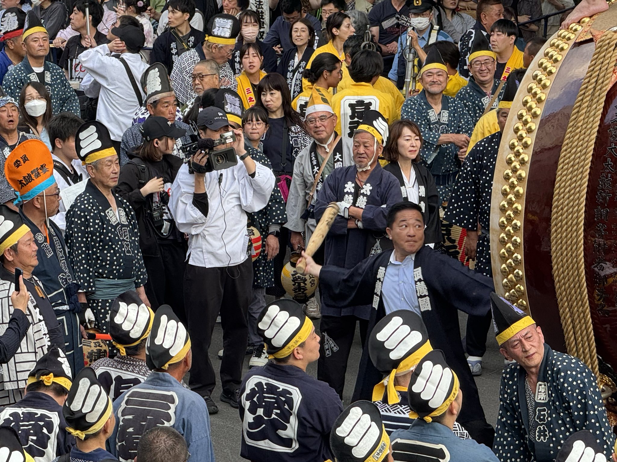 太鼓の饗宴で太鼓をたたかせて頂く長島昭久