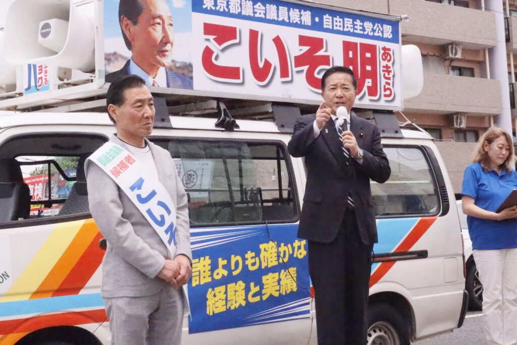 _MG_5681 こいそ明候補の応援演説をする長島昭久