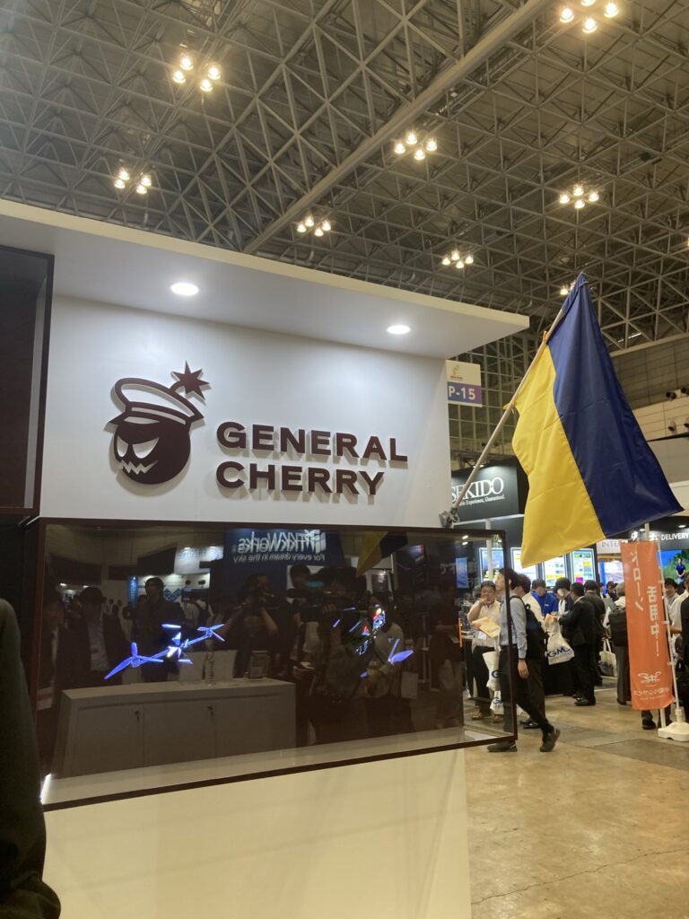 HKMPo1CaAAAvX5A